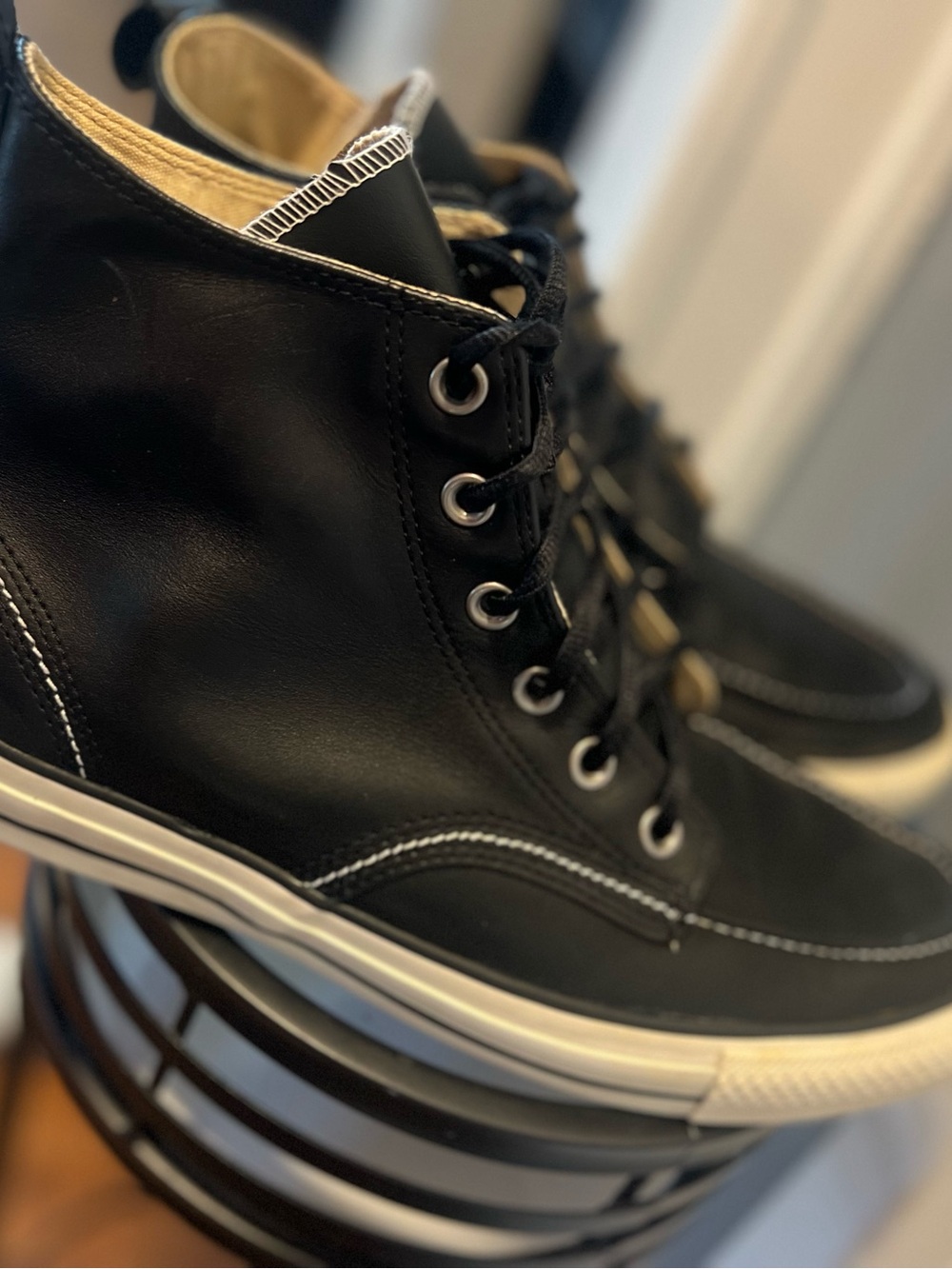 Converse chuck all stars Black Leather High-Top Sneakers  size 12 men - Picture 7 of 14